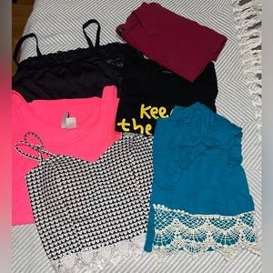 6 tops for a great price 👑